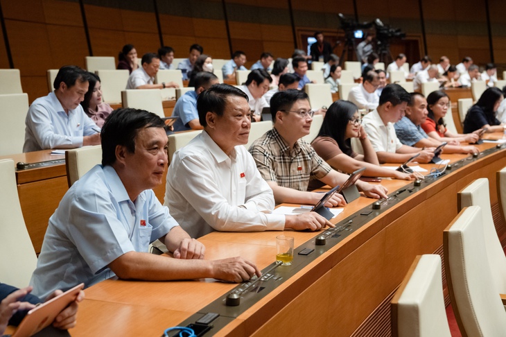 Lợi dụng dịch bệnh, thiên tai tăng giá hàng hóa để trục lợi bị nghiêm cấm trong Luật Giá (sửa đổi) - Ảnh 2. Lợi dụng dịch bệnh, thiên tai tăng giá hàng hóa để trục lợi bị nghiêm cấm trong Luật Giá (sửa đổi) - Ảnh 2.
