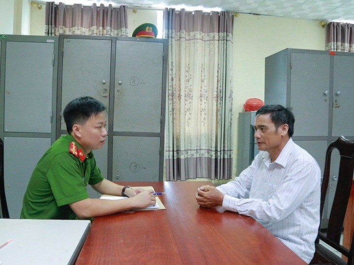 Bắt giam nguyên Chủ tịch UBND xã ở Hà Tĩnh - Ảnh 1.