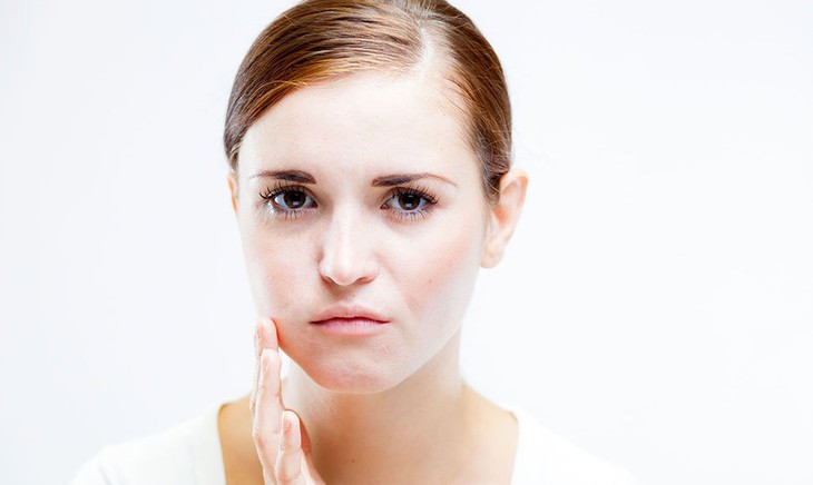 5 loại thuốc có nguy cơ gây phù mặt - Ảnh 1.