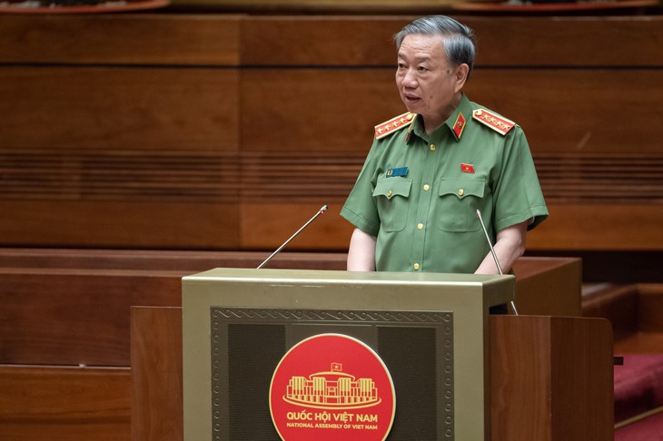 Bộ trưởng Tô Lâm: Cấp căn cước cho người dưới 14 tuổi theo nhu cầu, trên 14 tuổi sẽ bắt buộc - Ảnh 2. Bộ trưởng Tô Lâm: Cấp căn cước cho người dưới 14 tuổi theo nhu cầu, trên 14 tuổi sẽ bắt buộc - Ảnh 2.