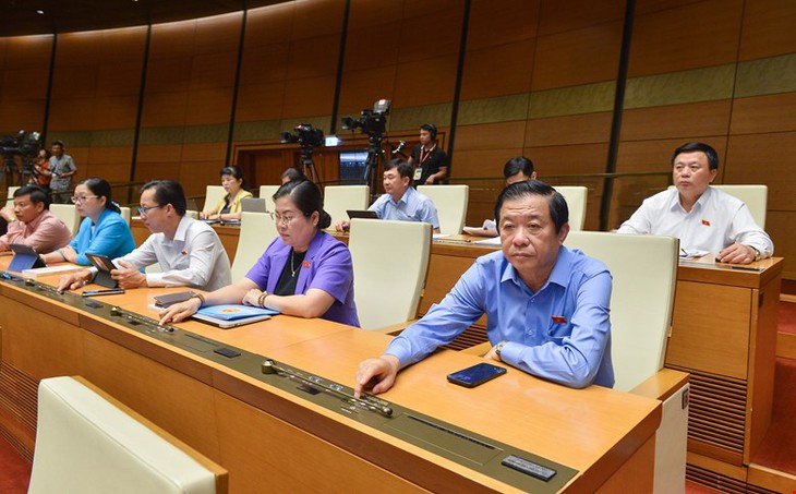 Quyết liệt hơn bảo vệ quyền lợi người tiêu dùng trong lĩnh vực tài chính, ngân hàng, giao dịch điện tử - Ảnh 1.