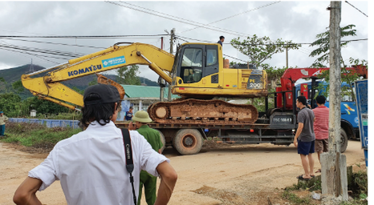 "Rằng qua cơn hoạn nạn mới hiểu tận lòng nhau" - Ảnh 2. "Rằng qua cơn hoạn nạn mới hiểu tận lòng nhau" - Ảnh 2.