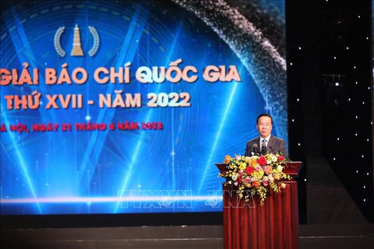 Lễ trao Giải Báo chí Quốc gia lần thứ XVII - năm 2022 - Ảnh 2. Lễ trao Giải Báo chí Quốc gia lần thứ XVII - năm 2022 - Ảnh 2.