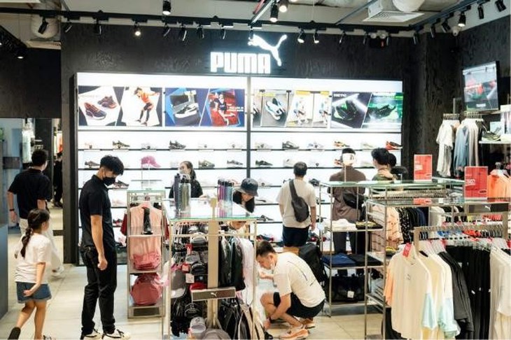 Vincom Red Sale 2023 khởi động chặng đua "Đường lên đỉnh săn deal" cùng ngàn deal xịn giá hời - Ảnh 2.