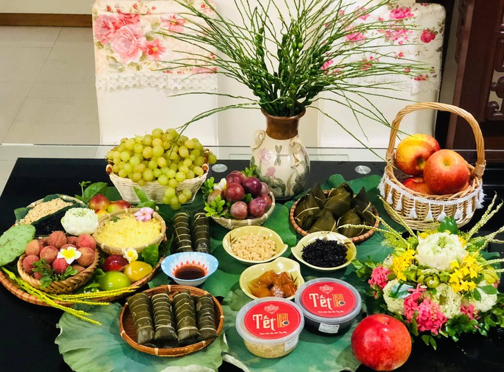 Vì sao Tết Đoan Ngọ gọi là ngày diệt sâu bọ và phải ăn cơm rượu nếp? - Ảnh 1. Vì sao Tết Đoan Ngọ gọi là ngày diệt sâu bọ và phải ăn cơm rượu nếp? - Ảnh 1.