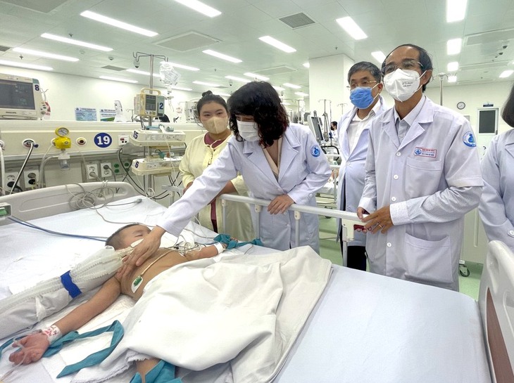 Bệnh tay chân miệng diễn biến phức tạp tại TP.HCM - Ảnh 1. Bệnh tay chân miệng diễn biến phức tạp tại TP.HCM - Ảnh 1.