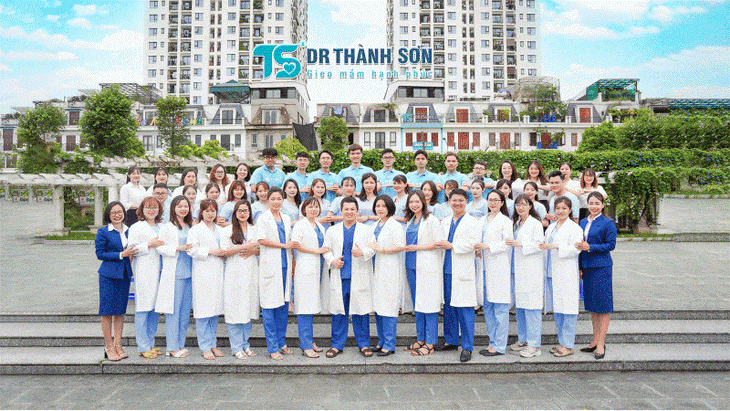 Người gieo mầm hạnh phúc cho những gia đình mong con - Ảnh 1.