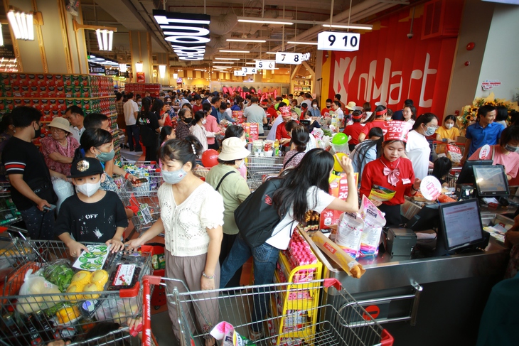 Đầu tư khủng, WinCommerce nâng cấp siêu thị WinMart Thăng Long theo mô hình trải nghiệm mới - Ảnh 3. Đầu tư khủng, WinCommerce nâng cấp siêu thị WinMart Thăng Long theo mô hình trải nghiệm mới - Ảnh 3.