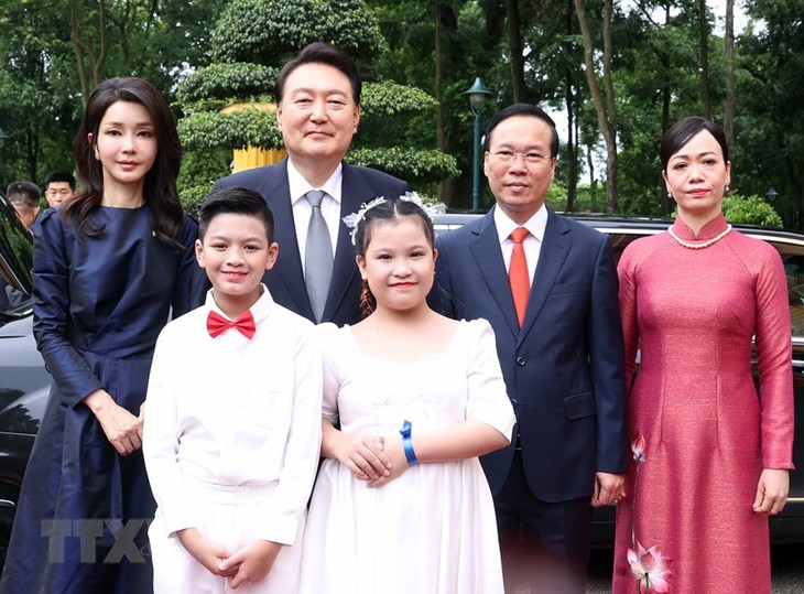[Photo] Chủ tịch nước Võ Văn Thưởng chủ trì Lễ đón Tổng thống Hàn Quốc - Ảnh 6.