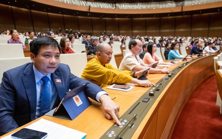 Quốc hội đồng ý giảm 2% thuế VAT đến hết năm 2023