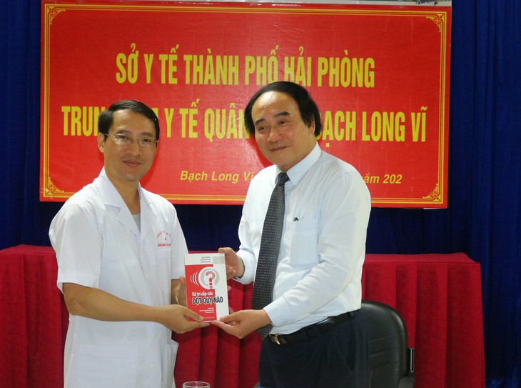 Bạch Mai đến với đảo tiền tiêu - Ảnh 1.