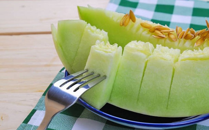 Từ vụ ngộ độc do ăn dưa lê để trong tủ lạnh, lưu ý 9 bước lựa chọn và bảo quản trái cây