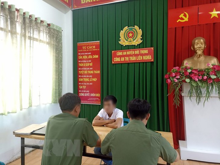Triệt phá 2 đường dây mua bán thiết bị gian lận thi cử quy mô lớn - Ảnh 1. Triệt phá 2 đường dây mua bán thiết bị gian lận thi cử quy mô lớn - Ảnh 1.