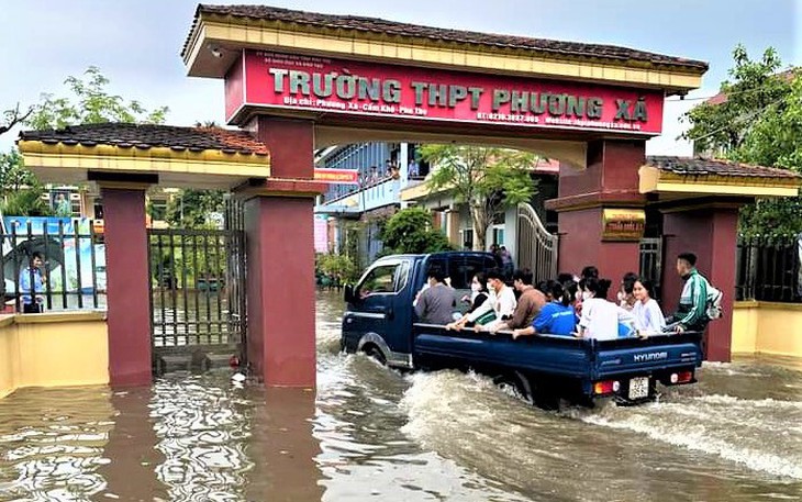 Thi tốt nghiệp THPT: Hơn 11.500 thí sinh bỏ làm thủ tục thi