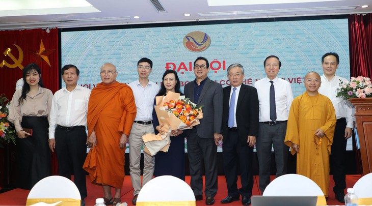 90% ca ghép tạng từ người cho sống: Cần sửa đổi, bổ sung chính sách pháp luật về hiến, ghép mô, tạng - Ảnh 1. 90% ca ghép tạng từ người cho sống: Cần sửa đổi, bổ sung chính sách pháp luật về hiến, ghép mô, tạng - Ảnh 1.