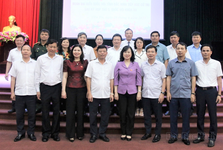 Bộ trưởng Bộ Y tế Đào Hồng Lan tiếp xúc cử tri huyện Tiên Du, tỉnh Bắc Ninh - Ảnh 1. Bộ trưởng Bộ Y tế Đào Hồng Lan tiếp xúc cử tri huyện Tiên Du, tỉnh Bắc Ninh - Ảnh 1.