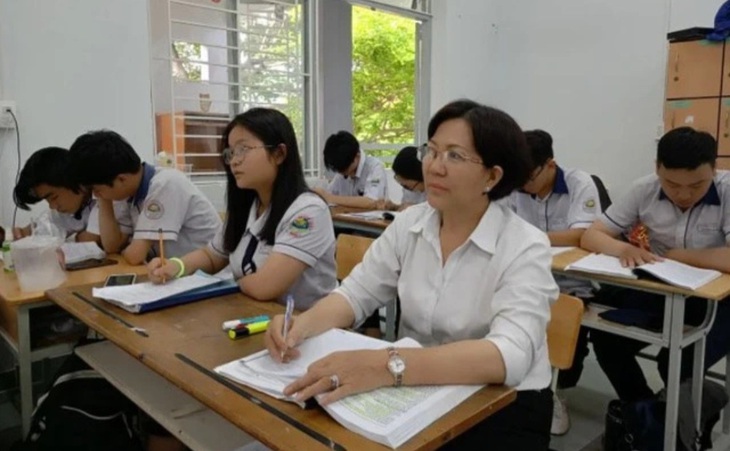 Ấn tượng những thí sinh cao tuổi dự thi tốt nghiệp THPT 2023 - Ảnh 2.