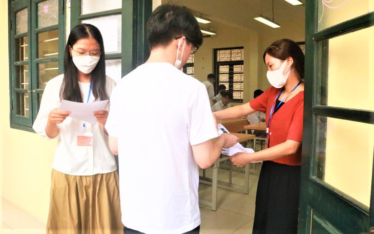 Lại nghi lọt đề Toán thi tốt nghiệp THPT 2023, Bộ GD&ĐT khẳng định ‘thông tin này không ảnh hưởng đến Kỳ thi’