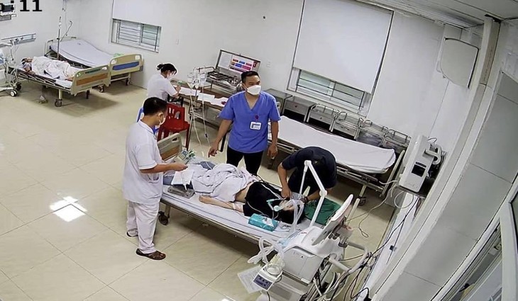 Diễn biến mới nhất vụ 3 bố con gặp nạn khi bật điều hòa ngủ qua đêm trong xe ô tô - Ảnh 1.