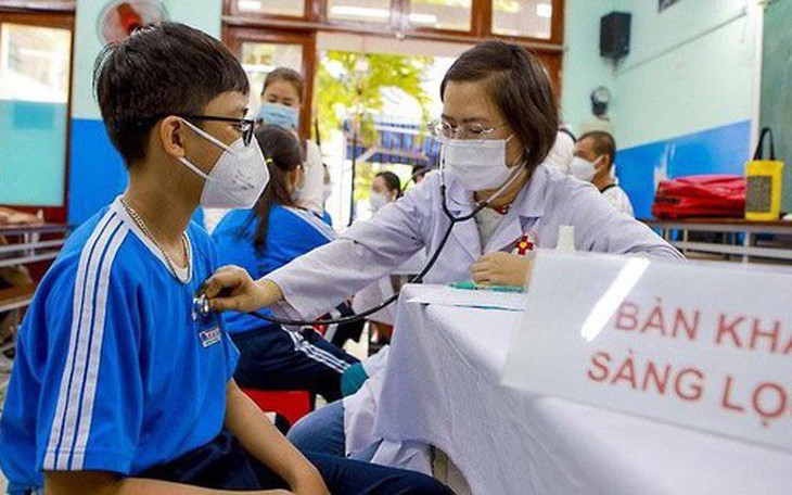 Thống nhất chuyển COVID-19 từ bệnh truyền nhiễm nhóm A xuống nhóm B