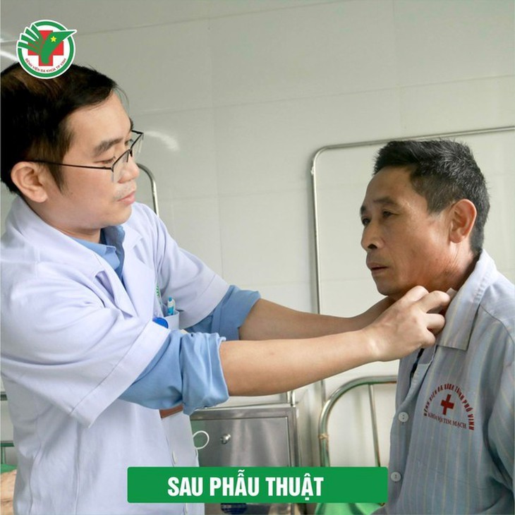 BVĐK TP Vinh: Phẫu thuật điều trị thành công trường hợp bướu cổ khổng lồ - Ảnh 2. BVĐK TP Vinh: Phẫu thuật điều trị thành công trường hợp bướu cổ khổng lồ - Ảnh 2.