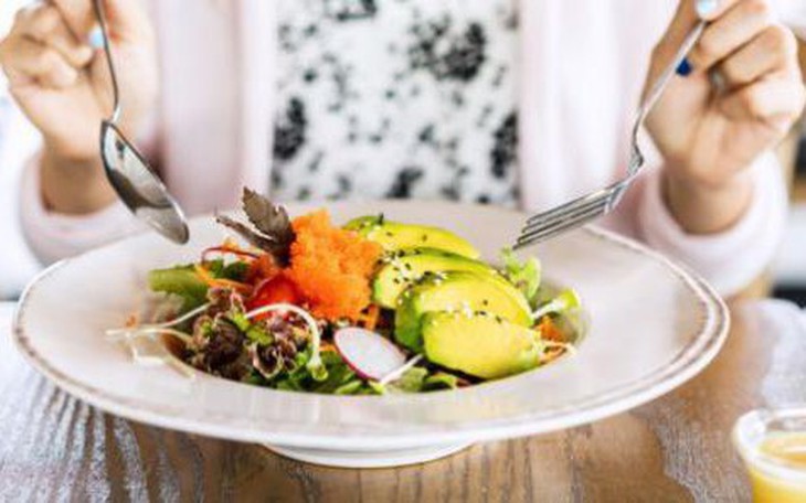 5 công thức salad mùa hè thanh mát và giàu dinh dưỡng