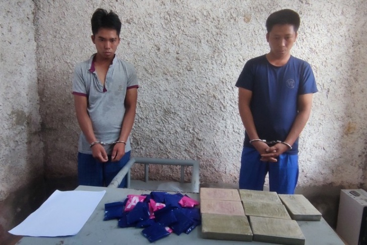 Hai anh em ruột vận chuyển 7 bánh heroin xuyên quốc gia - Ảnh 1. Hai anh em ruột vận chuyển 7 bánh heroin xuyên quốc gia - Ảnh 1.