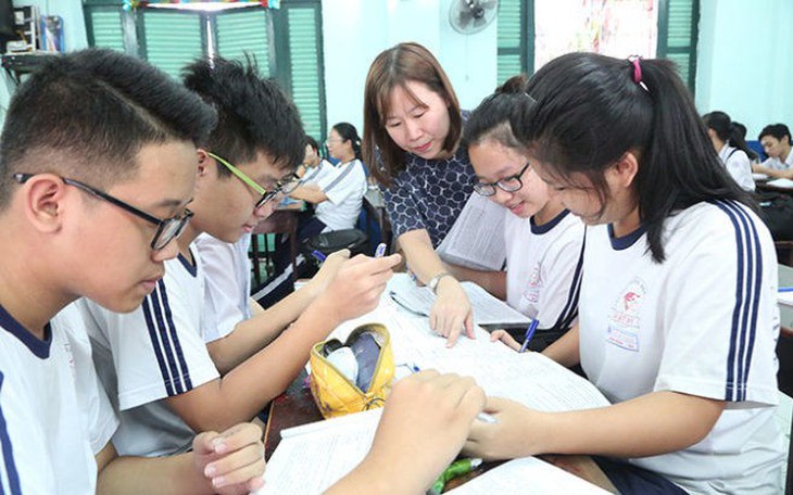 Sĩ tử nên ăn gì, kiêng gì để có giấc ngủ ngon, giảm căng thẳng?
