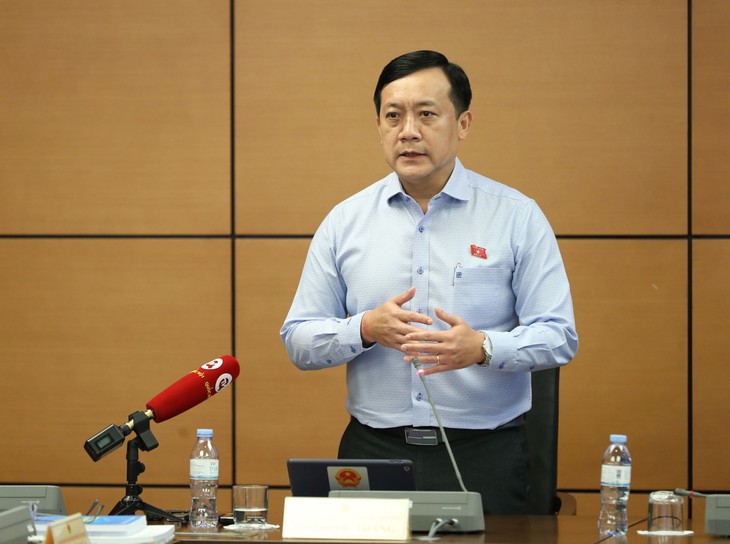 Khó khăn khi cải tạo, xây mới nhà chung cư cũ: ĐBQH chỉ rõ sự chồng chéo của 2 dự án luật  - Ảnh 4.