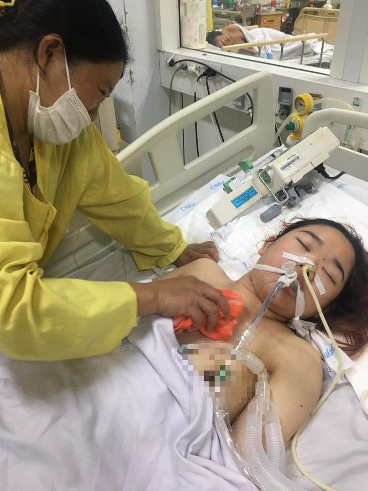 MS 850: Cảm thương nữ sinh nghèo nguy cơ bỏ học vì suy thận giai đoạn cuối - Ảnh 2.