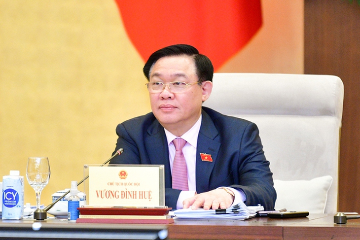 ĐBQH tin tưởng vào một phiên chất vấn của Quốc hội đầy trí tuệ, tầm nhìn và bản lĩnh - Ảnh 1. ĐBQH tin tưởng vào một phiên chất vấn của Quốc hội đầy trí tuệ, tầm nhìn và bản lĩnh - Ảnh 1.