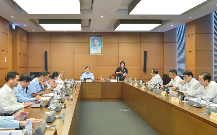 Khó khăn khi cải tạo, xây mới nhà chung cư cũ: ĐBQH chỉ rõ sự chồng chéo của 2 dự án luật  - Ảnh 2.