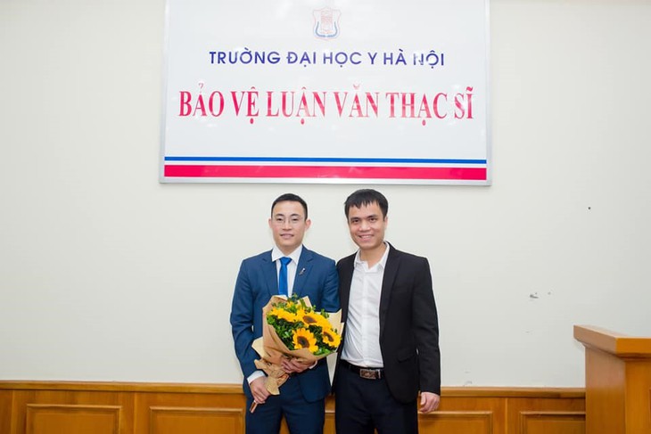 Người làm thay đổi cuộc sống của chị em với nghệ thuật phẫu thuật thẩm mỹ - Ảnh 3.