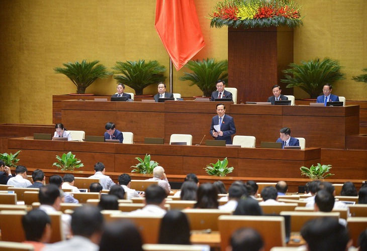 Bộ trưởng Đào Ngọc Dung: Đặt lợi ích người lao động lên hàng đầu, cơ quan công quyền sai phải xin lỗi, xử lý - Ảnh 2.