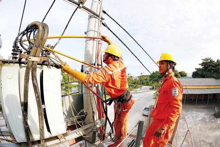 EVN nói gì về việc xin tăng giá điện nhưng các công ty con vẫn gửi ngân hàng vạn tỷ? - Ảnh 1.