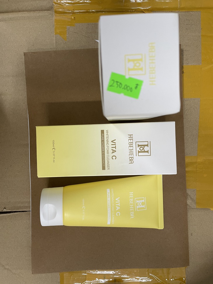 Kinh doanh mỹ phẩm không rõ nguồn gốc xuất, một hộ kinh doanh bị xử phạt 25 triệu đồng - Ảnh 3.