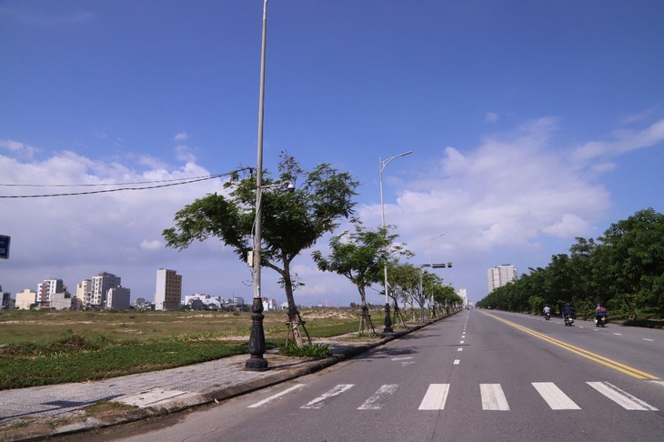 Công an Đà Nẵng tìm người có quyền lợi, nghĩa vụ liên quan đến dự án căn hộ, khách sạn cao cấp Diamond - Ảnh 1.