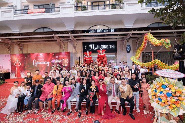 Mỹ phẩm Hương Thị khai trương trụ sở mới: Trải nghiệm đẳng cấp, chất lượng xứng tầm - Ảnh 3. Mỹ phẩm Hương Thị khai trương trụ sở mới: Trải nghiệm đẳng cấp, chất lượng xứng tầm - Ảnh 3.