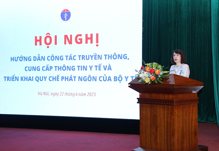Hội nghị hướng dẫn công tác truyền thông, cung cấp thông tin, triển khai Quy chế phát ngôn của Bộ Y tế
- Ảnh 1. Hội nghị hướng dẫn công tác truyền thông, cung cấp thông tin, triển khai Quy chế phát ngôn của Bộ Y tế
- Ảnh 1.