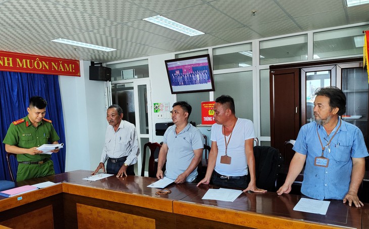 Nhận tiền từ các chủ xe để hối lộ cho các lãnh đạo Trung tâm đăng kiểm - Ảnh 1. Nhận tiền từ các chủ xe để hối lộ cho các lãnh đạo Trung tâm đăng kiểm - Ảnh 1.