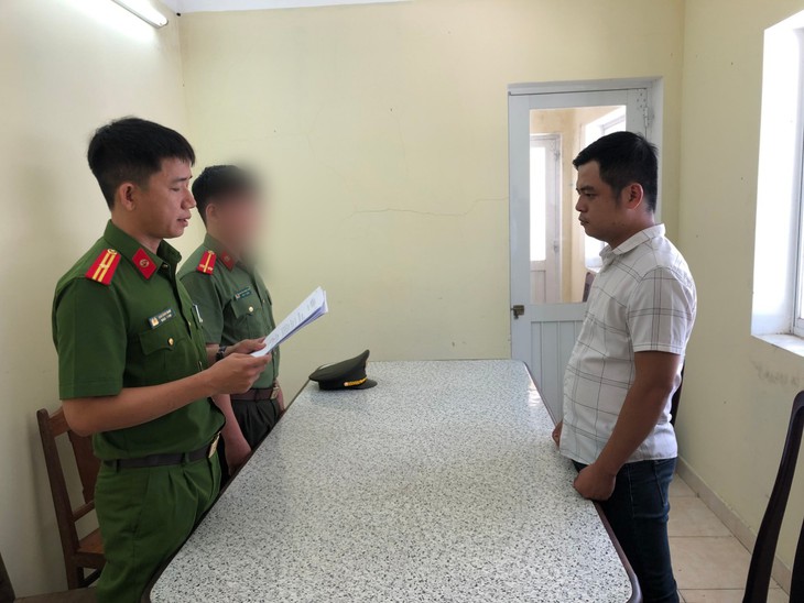 Dạy đầu tư trên sàn EXNESS rồi “rút ruột” hàng trăm triệu đồng của học trò - Ảnh 1.