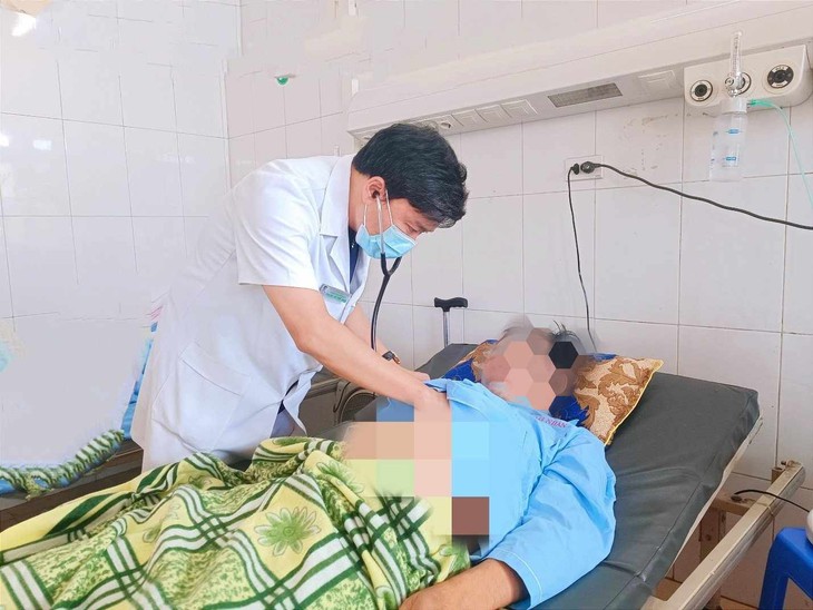 Bác sĩ thở phào nhẹ nhõm sau 24h cấp cứu bệnh nhân tắc động mạch phổi cấp bằng thuốc tiêu sợi huyết - Ảnh 3.