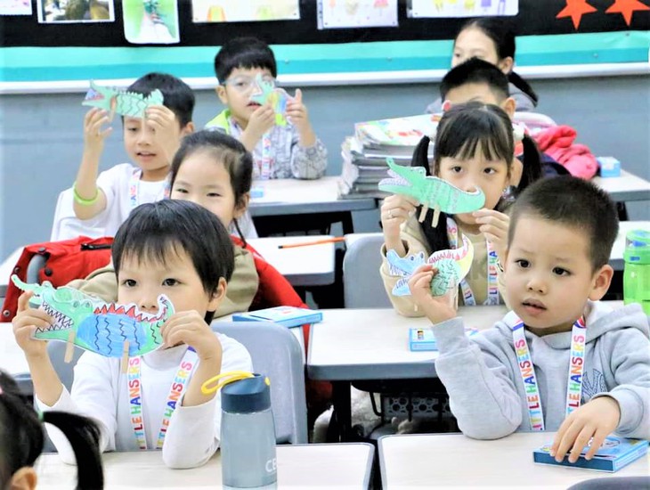 Học chữ trước lớp 1: Có nên "ép chín" con trẻ? - Ảnh 2.
