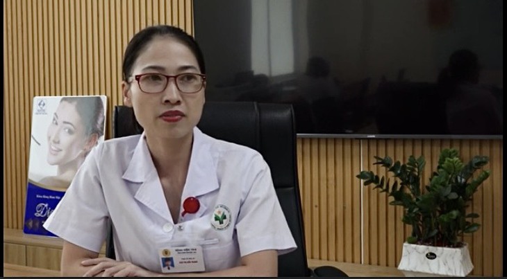 Tự ý tẩy trắng răng bằng sản phẩm mua trên mạng xã hội, lợi bất cập hại - Ảnh 3. Tự ý tẩy trắng răng bằng sản phẩm mua trên mạng xã hội, lợi bất cập hại - Ảnh 3.