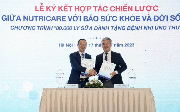 Nutricare và Báo Sức khỏe & Đời sống đồng hành trao tặng 80.000 ly sữa đến bệnh nhi ung thư