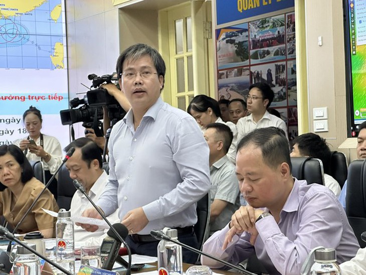 Hoàn lưu bão số 1 rất rộng, sơ tán 30 nghìn người dân ven biển Quảng Ninh - Hải Phòng - Ảnh 3. Hoàn lưu bão số 1 rất rộng, sơ tán 30 nghìn người dân ven biển Quảng Ninh - Hải Phòng - Ảnh 3.