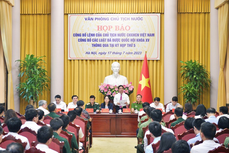 Công bố lệnh của Chủ tịch nước về 8 luật vừa được Quốc hội thông qua tại Kỳ họp thứ 5 - Ảnh 1.