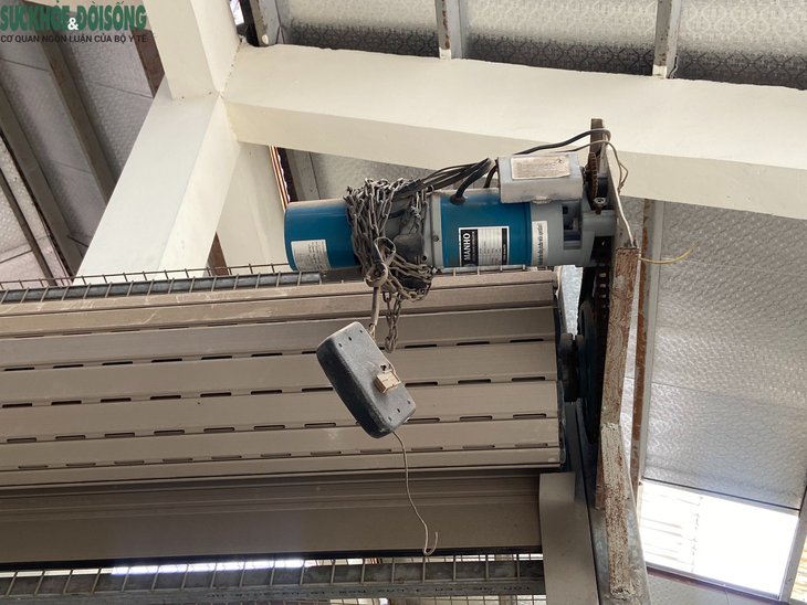 Cận cảnh chợ dân sinh Phú Đô 18 tỷ đồng bỏ hoang sau 6 năm xây dựng - Ảnh 6.