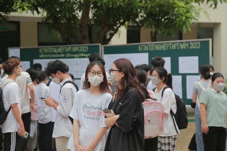 Điểm chuẩn đại học năm nay sẽ thay đổi thế nào so với năm ngoái? - Ảnh 2. Điểm chuẩn đại học năm nay sẽ thay đổi thế nào so với năm ngoái? - Ảnh 2.