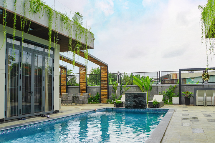 Villa 1.200m2 trị giá 35 tỷ đồng của ca sĩ 5 con Quách Thành Danh - Ảnh 3. Villa 1.200m2 trị giá 35 tỷ đồng của ca sĩ 5 con Quách Thành Danh - Ảnh 3.